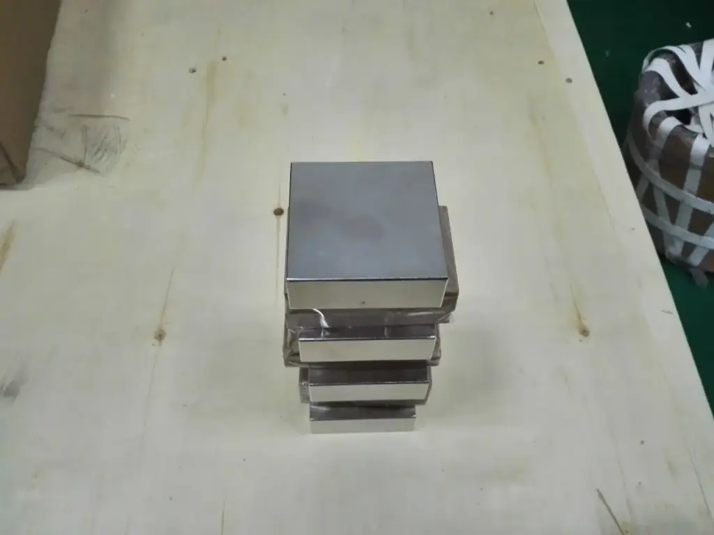 75x75x30mm Neodymium Magnets